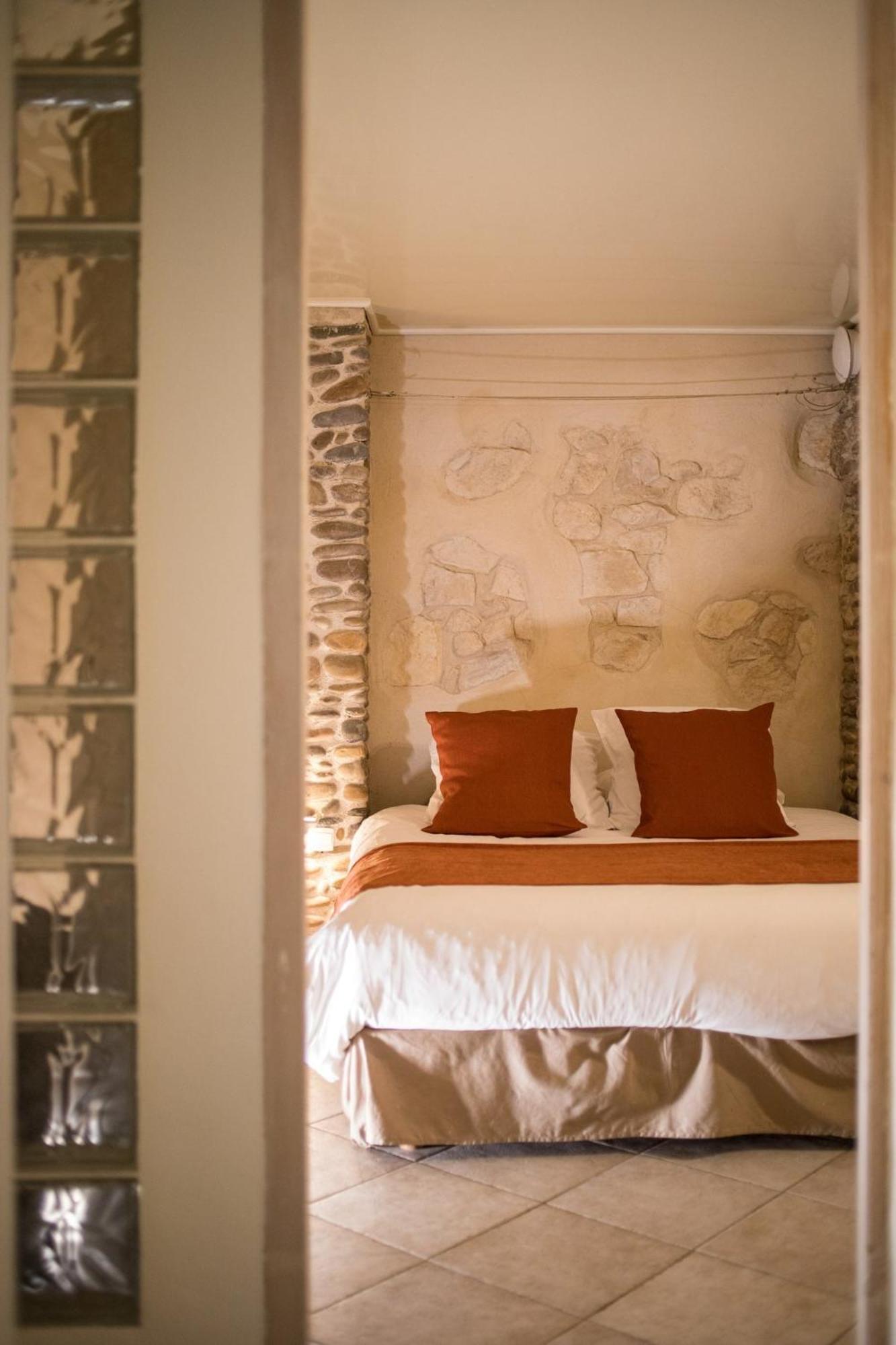 In Provence Hotel - Experience Atypique Venelles Bagian luar foto