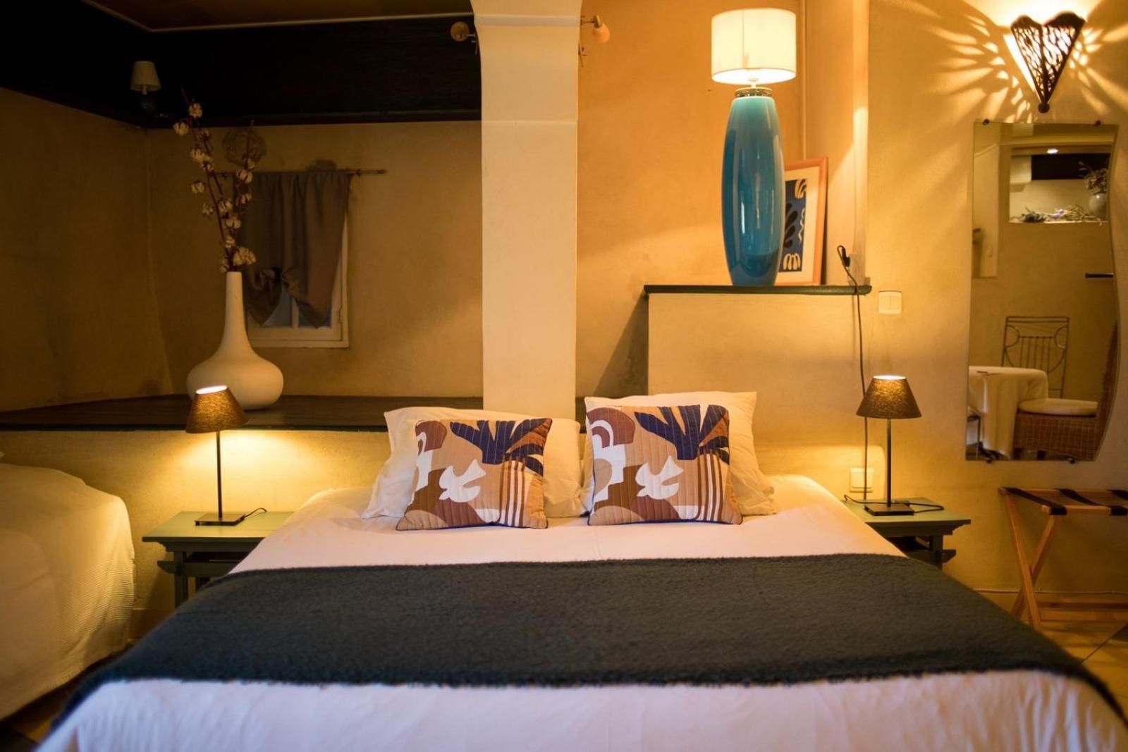 In Provence Hotel - Experience Atypique Venelles Bagian luar foto