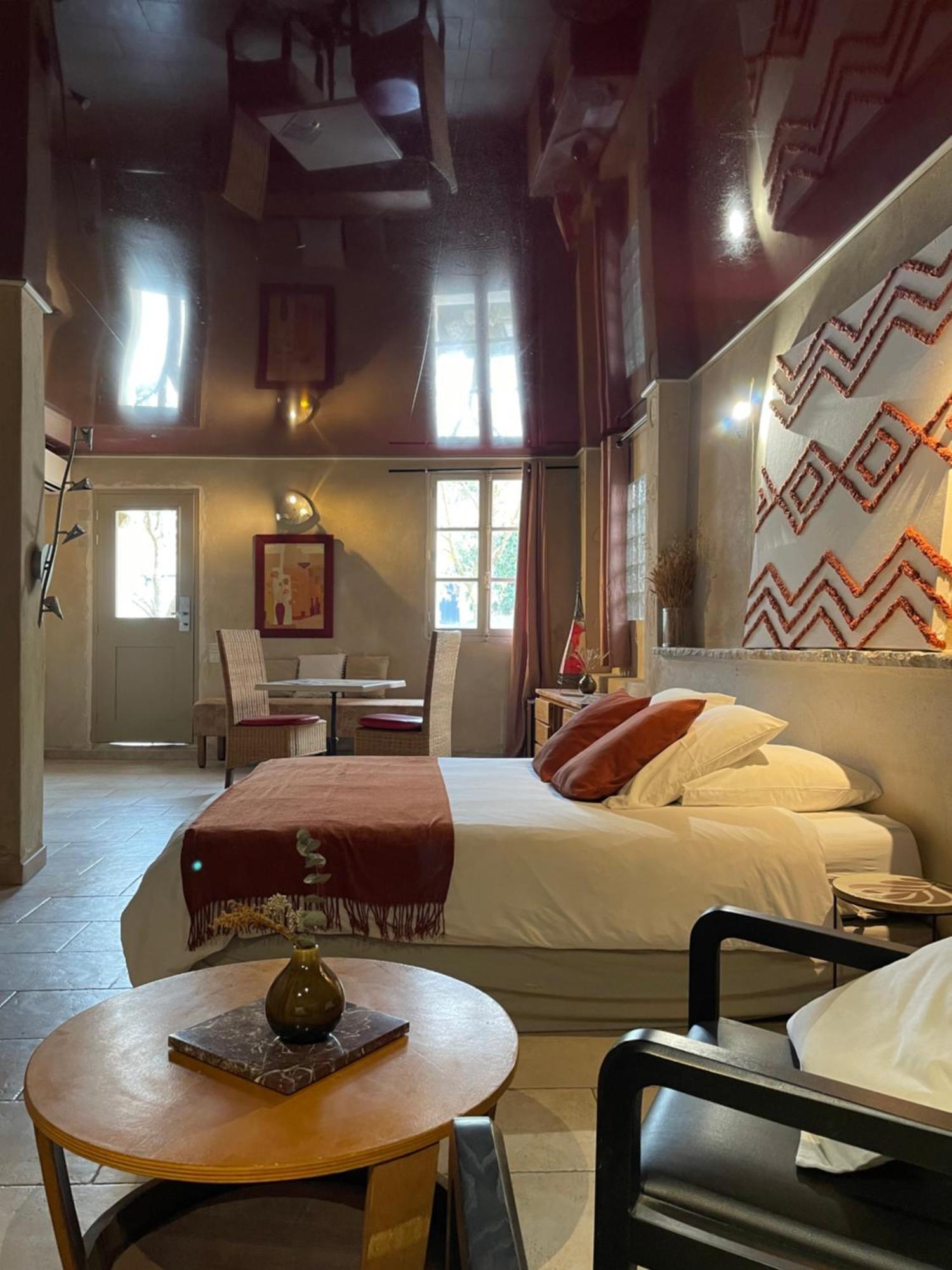 In Provence Hotel - Experience Atypique Venelles Bagian luar foto