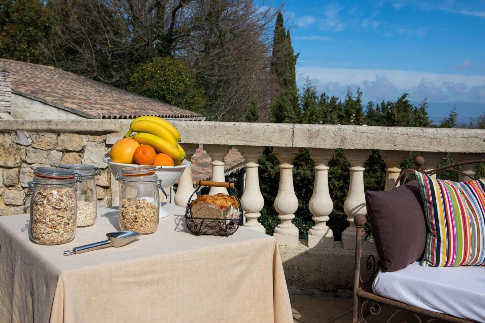 In Provence Hotel - Experience Atypique Venelles Bagian luar foto